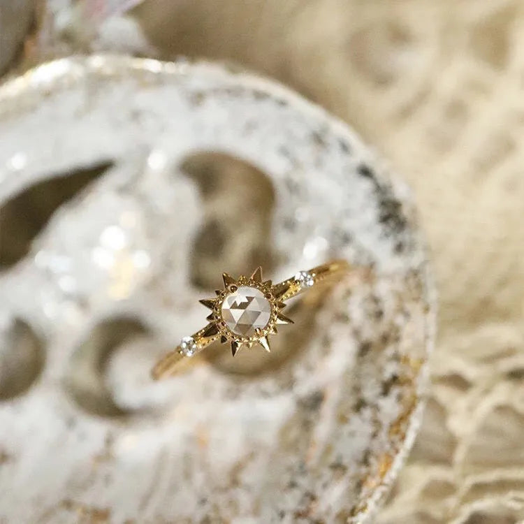 Bague Quartz Clair – Rayonnement Divin, Argent Plaqué Or