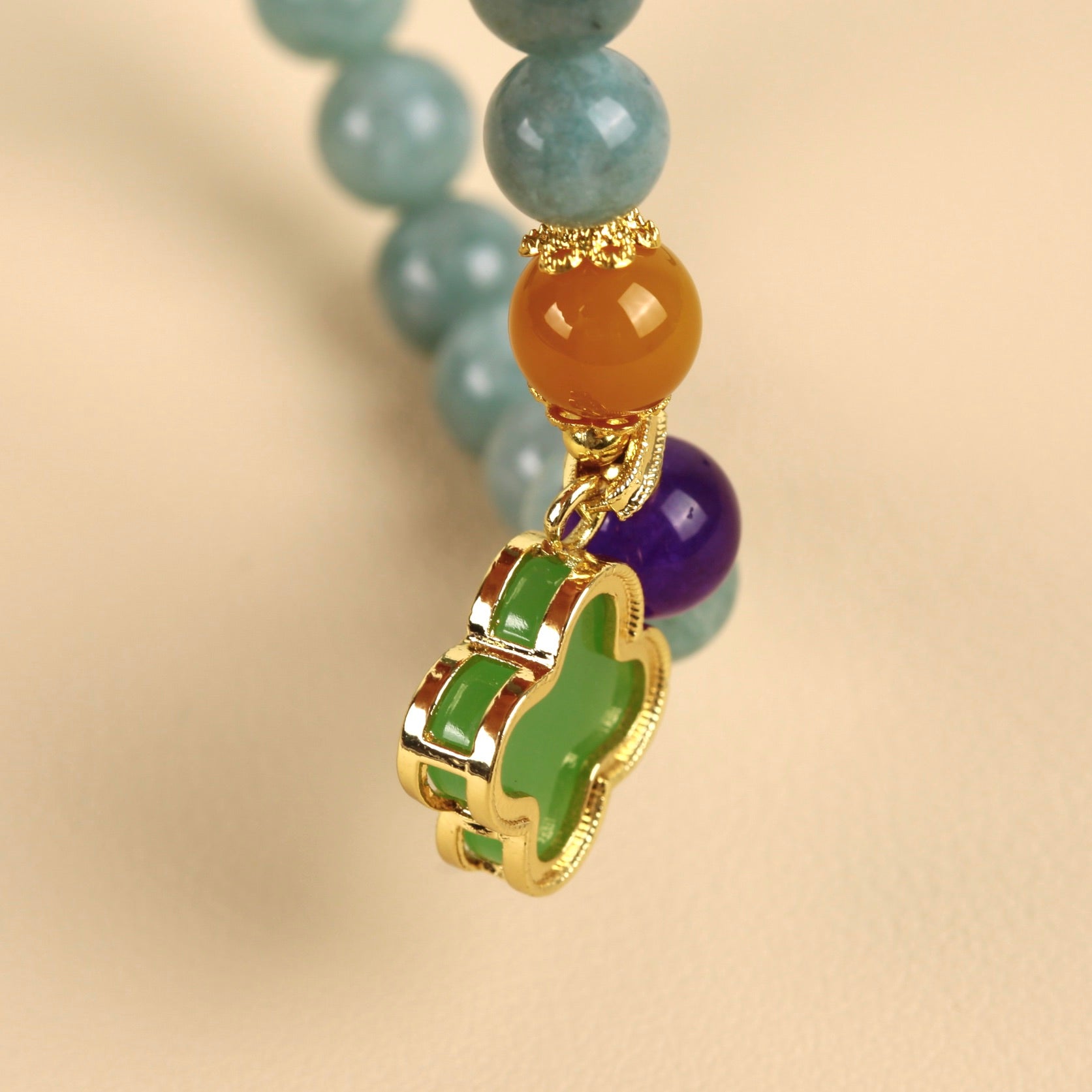 Bracelet Jade Trèfle à Quatre Feuilles – Symbole de Chance et Bonheur