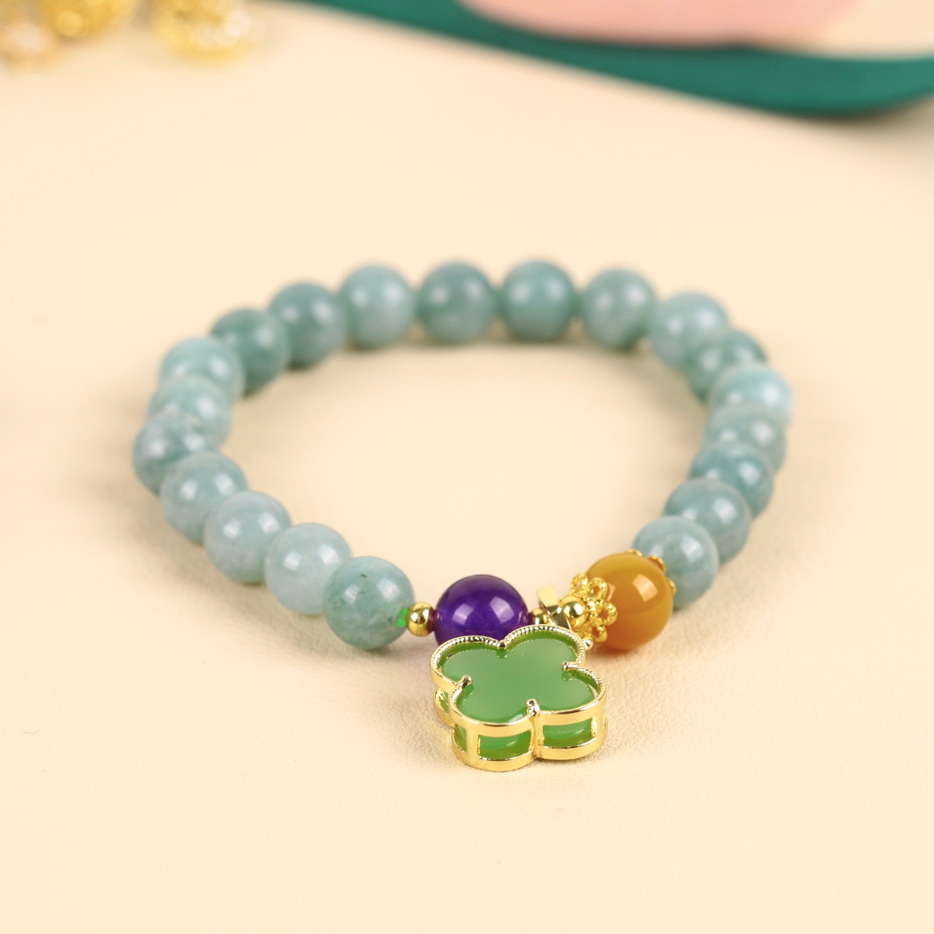 Bracelet Jade Trèfle à Quatre Feuilles – Symbole de Chance et Bonheur