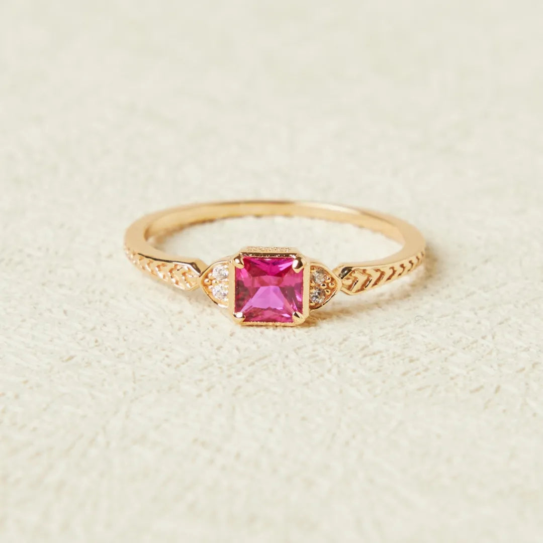 Anillo Cornalina "Armonía Perfecta" Plata Dorada Oro