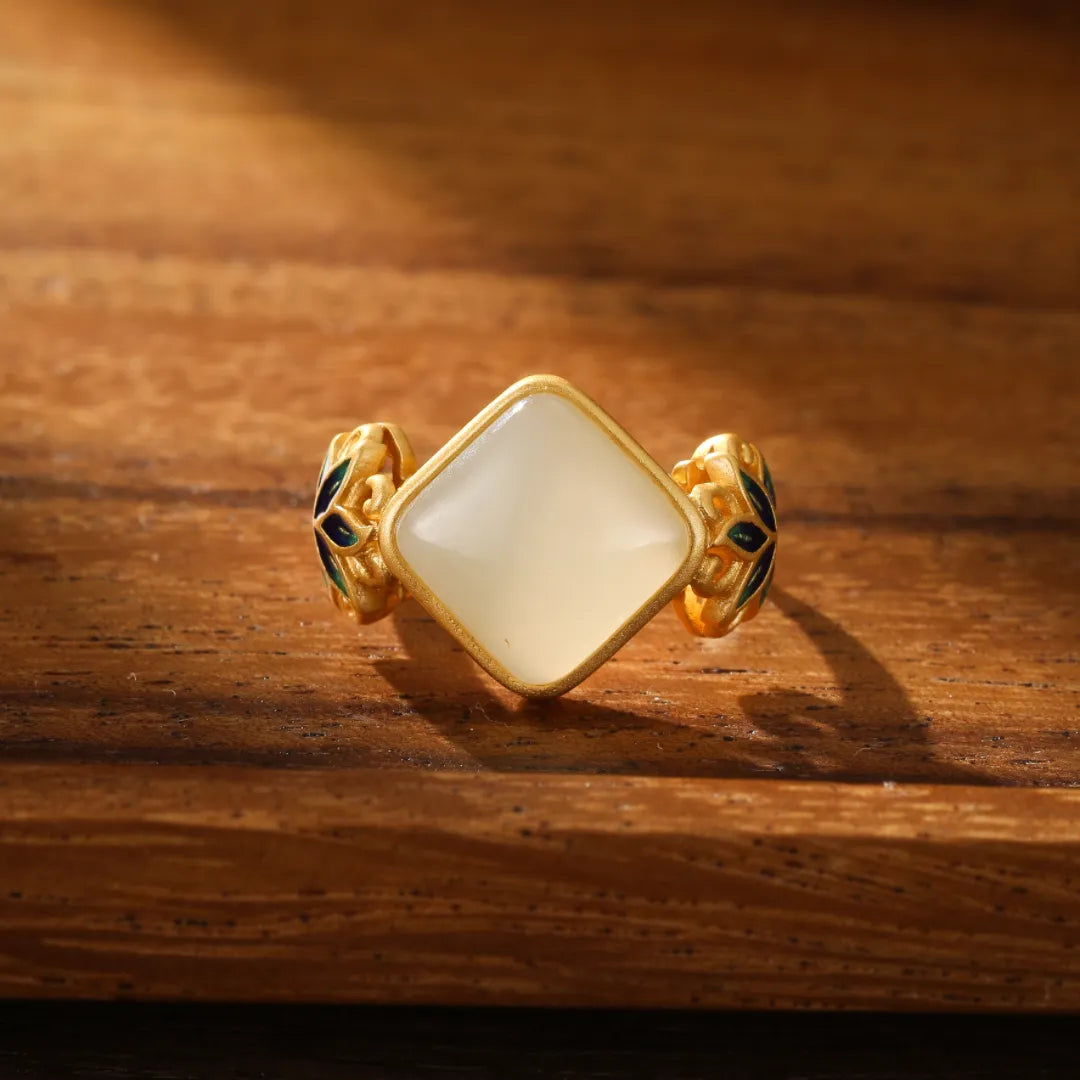 Bague Jade Blanc "Lotus Céleste" Argent Doré Or