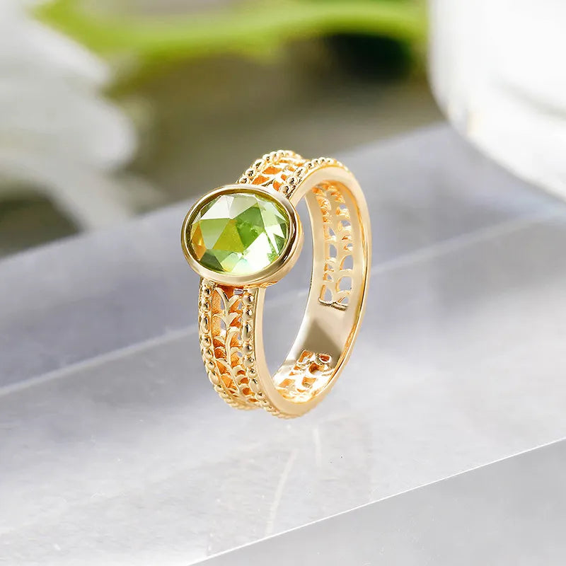 Peridot Ring "Entspannender Charme" Goldplattiert Silber