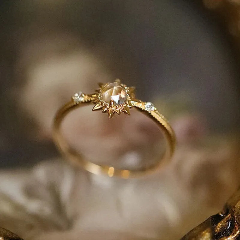 Bague Quartz Clair – Rayonnement Divin, Argent Plaqué Or