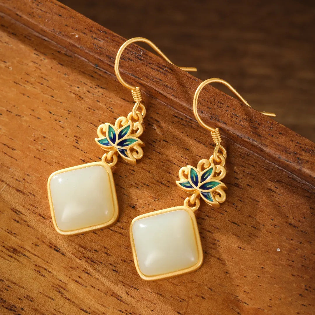 Pendientes Jade Blanco "Loto Celestial" Plata Dorada Oro