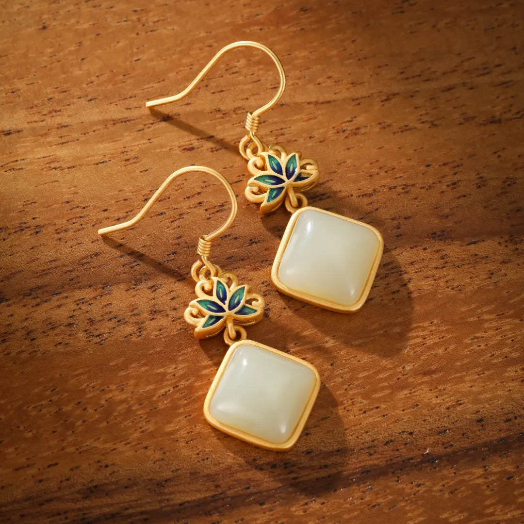 Pendientes Jade Blanco "Loto Celestial" Plata Dorada Oro