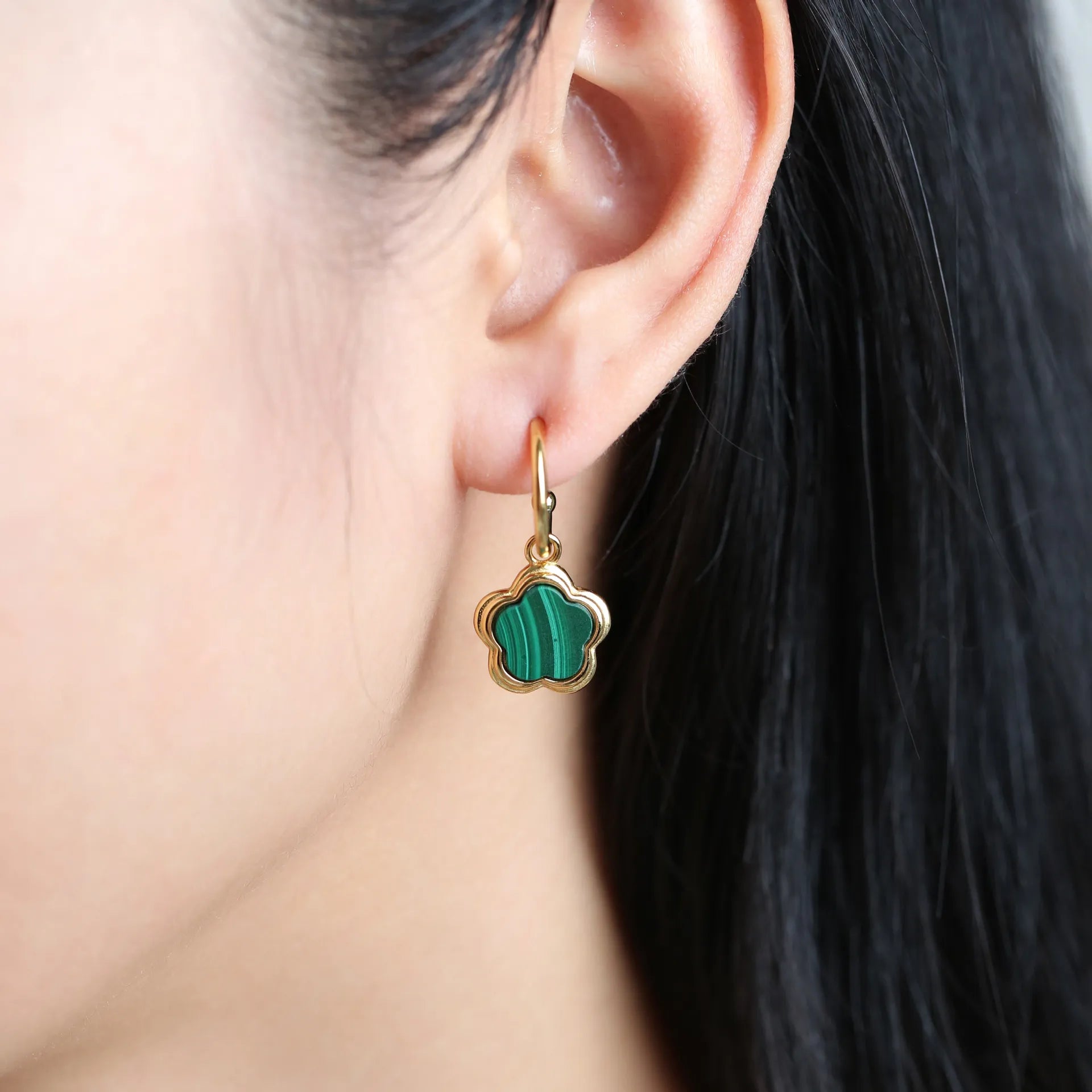 Boucles d’Oreilles Malachite "Fleur de Grâce" Argent Plaqué Or