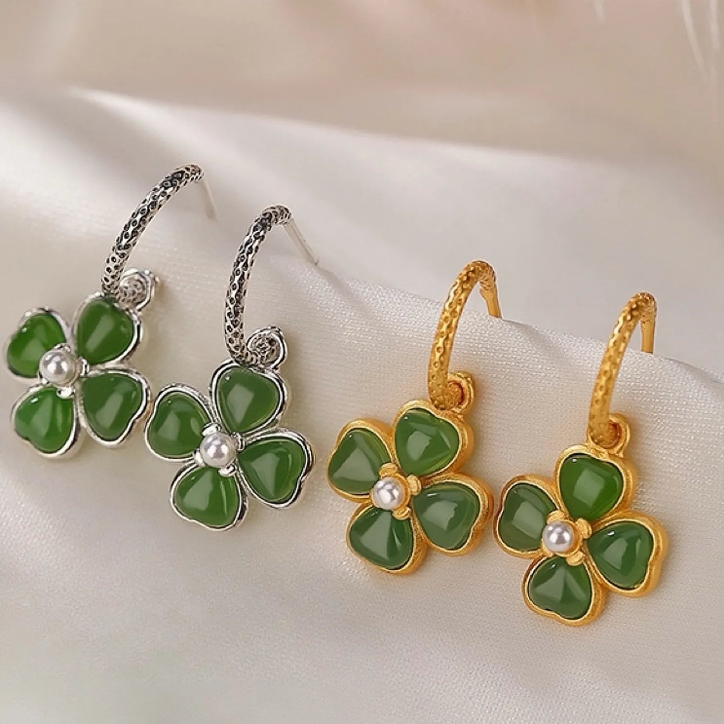 Boucles d'Oreilles Trèfle Jade "Chance Élégante" Argent Doré Or