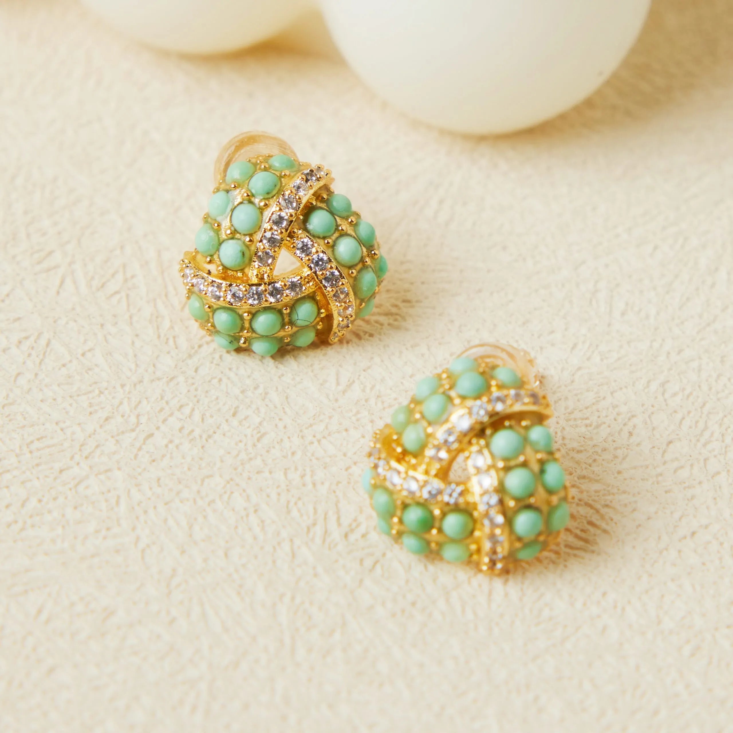 Boucles d'Oreilles Turquoise "Triangle Charmant" Argent Doré Or