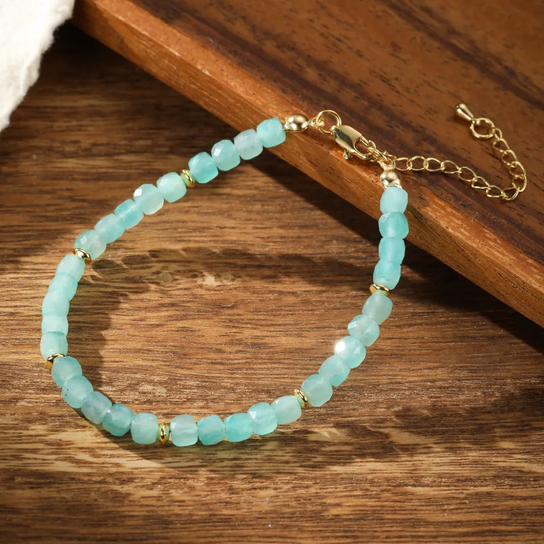 Pulsera Amazonita "Destellos del Amanecer"