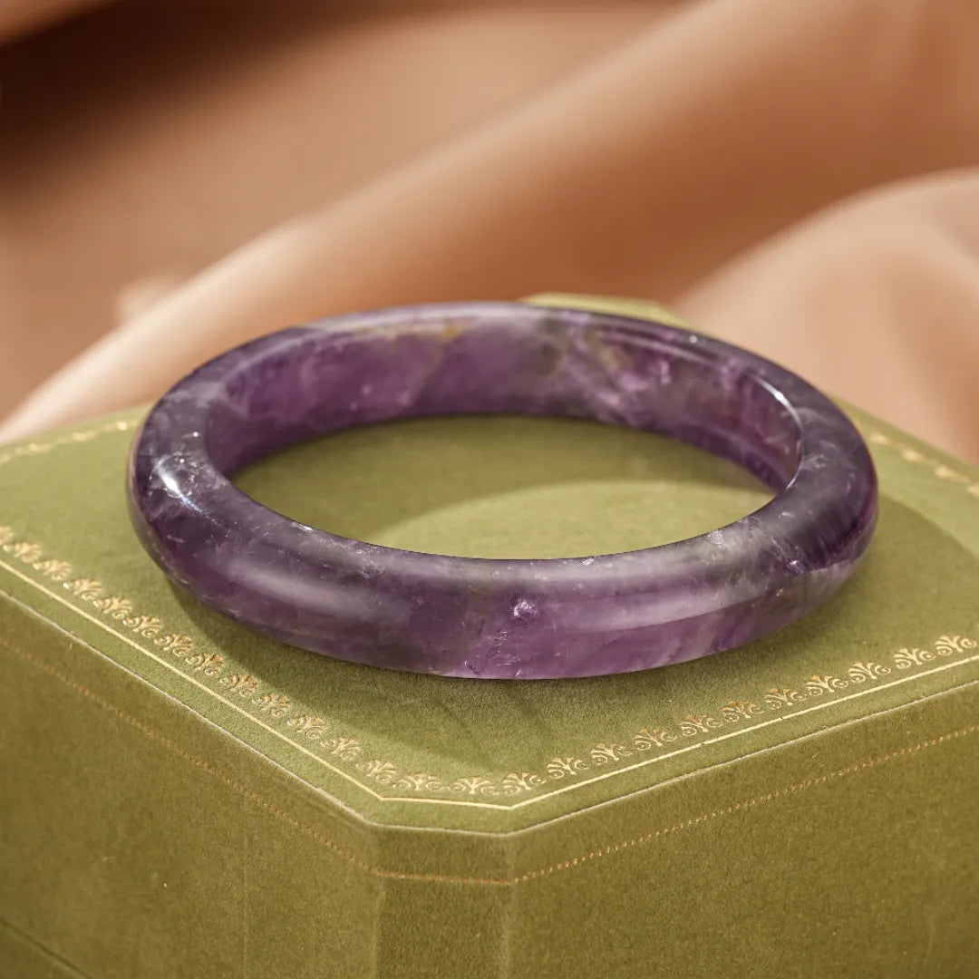 Pulsera rígida de amatista "Elegancia Espiritual"