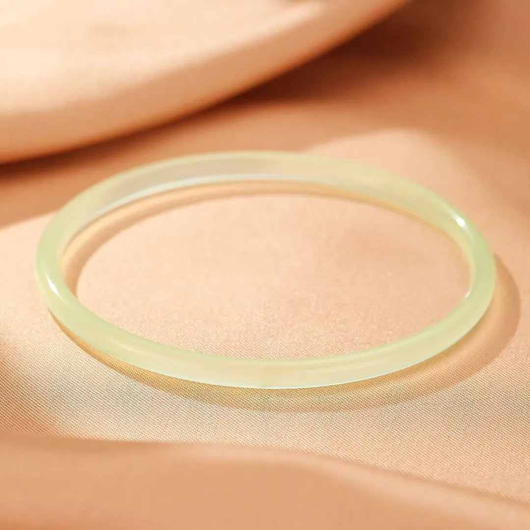 Bracciale Rigido Calcedonio "Freschezza Acquatica"