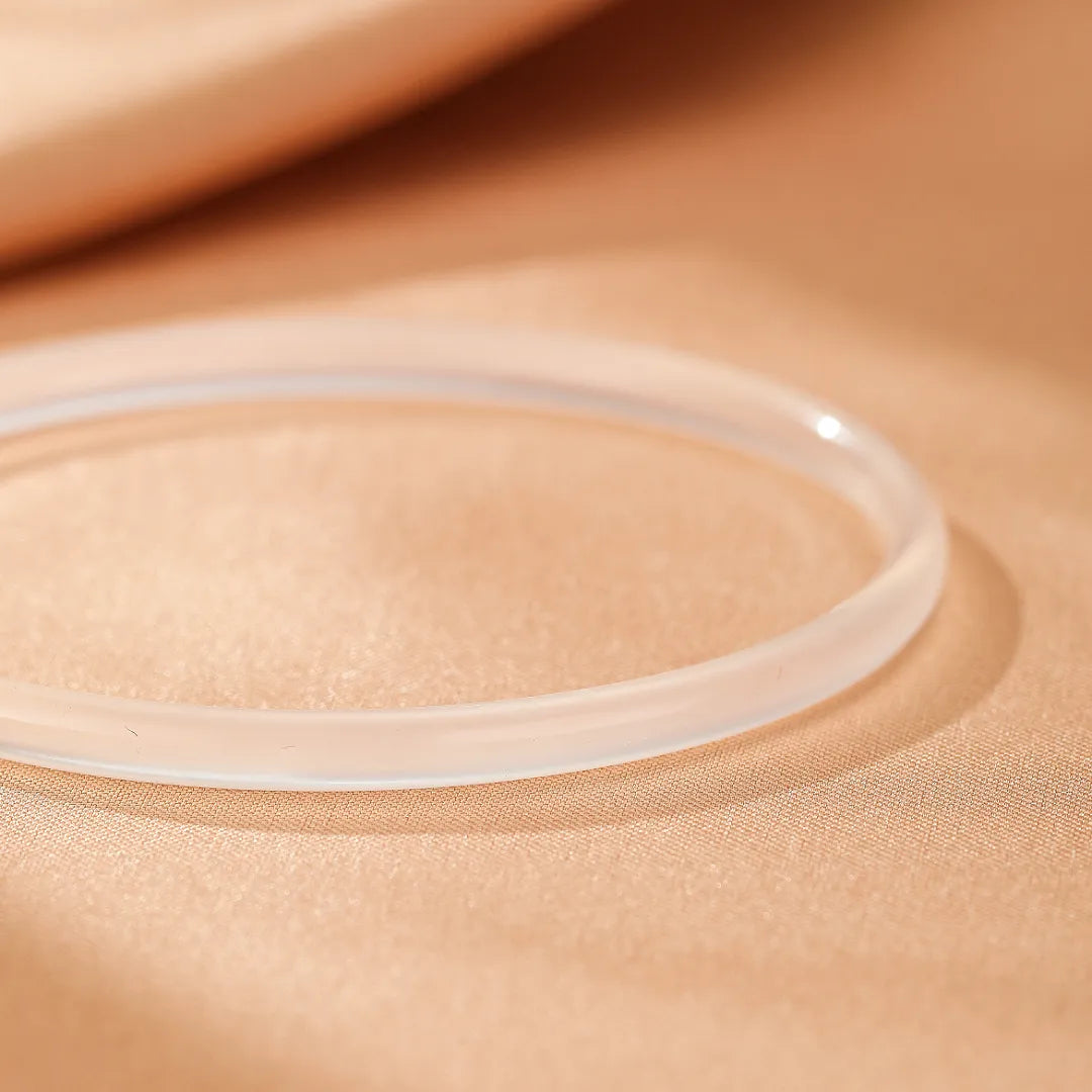 Bracciale Rigido Calcedonio "Freschezza Acquatica"