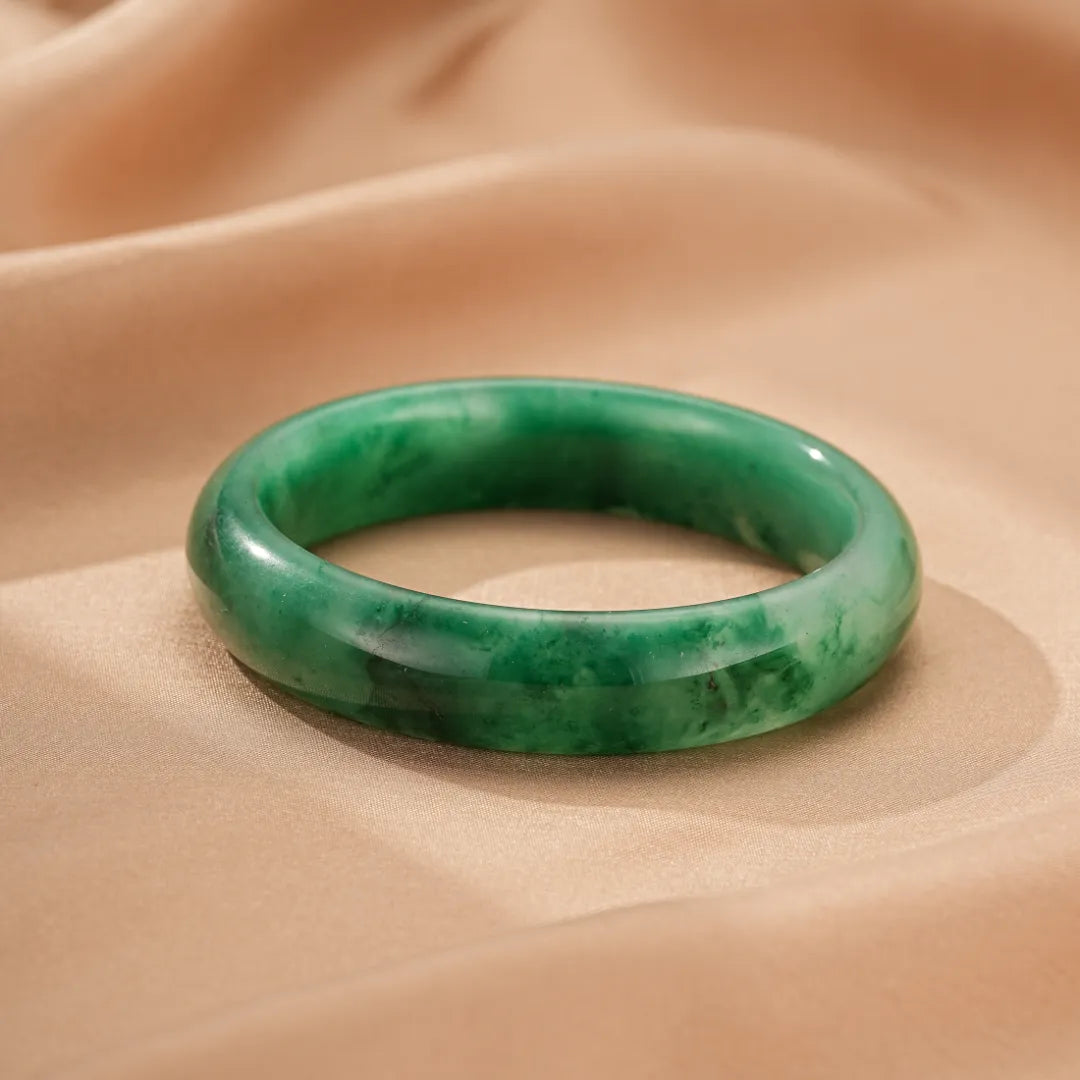Pulsera rígida de jade "Matices Suaves"
