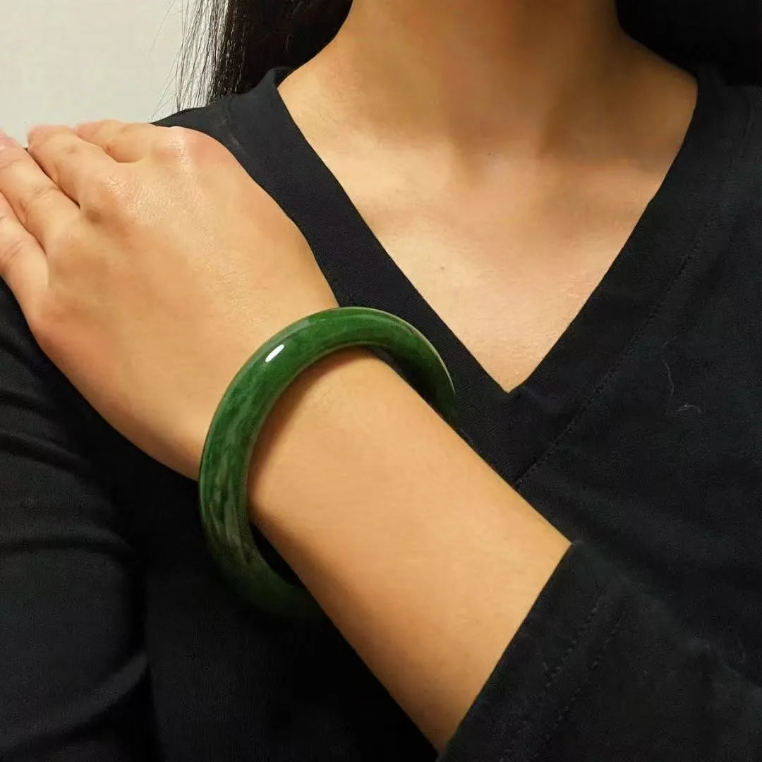 Bracciale Rigido Giada "Verde Eterno"