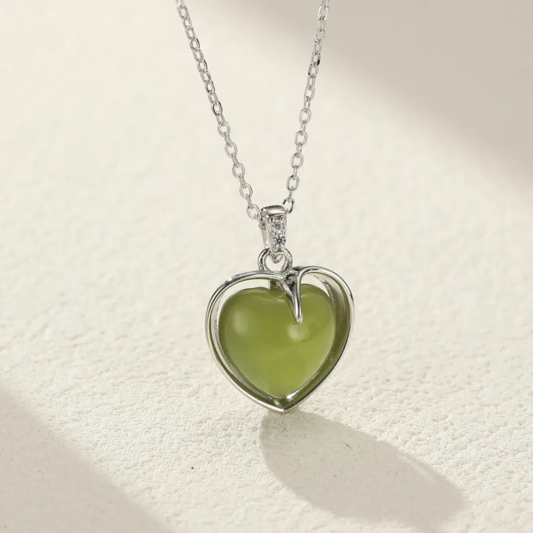 Collar Jade "Corazón Dulce" Plata