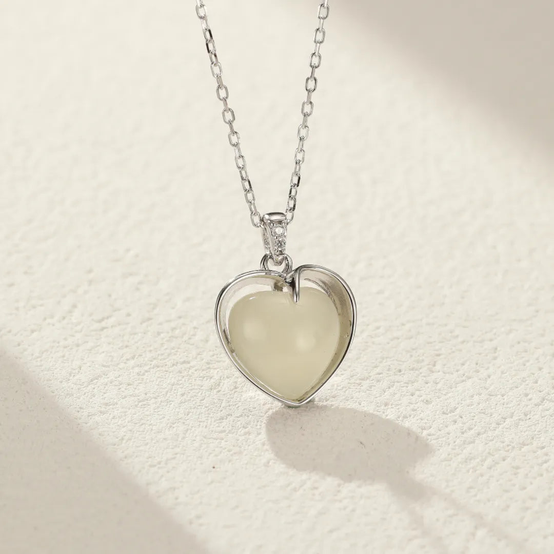 Collar Jade "Corazón Dulce" Plata