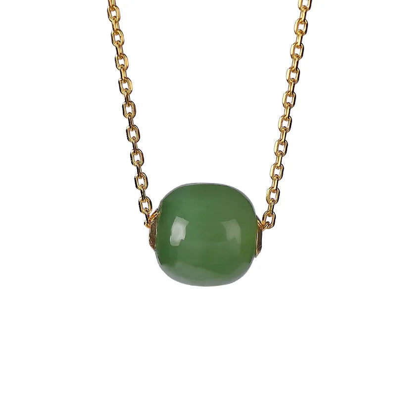 Collier Jade – Harmonie Élégante, Or 18K