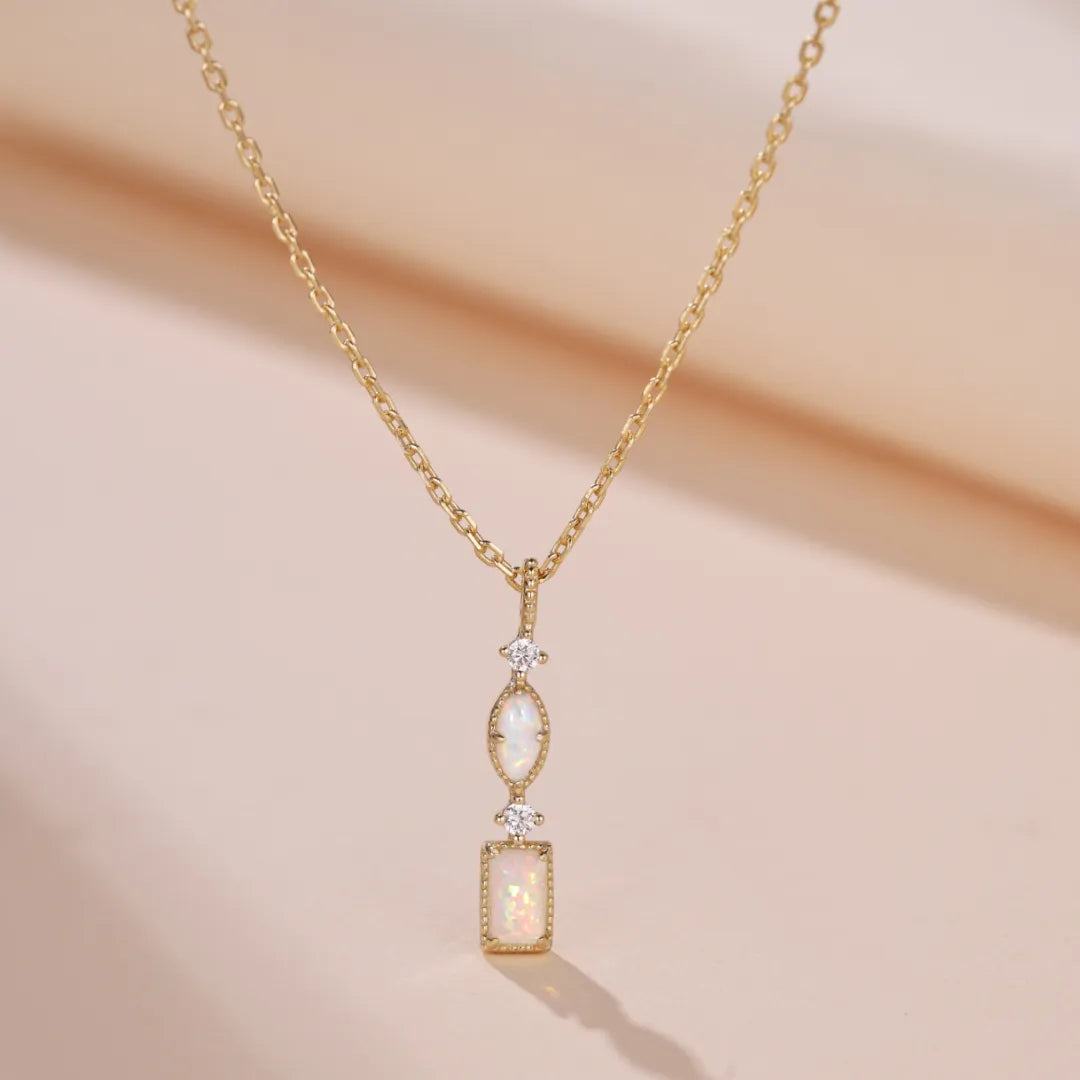 Collier Opale "Éclat de Douceur" Argent Doré Or