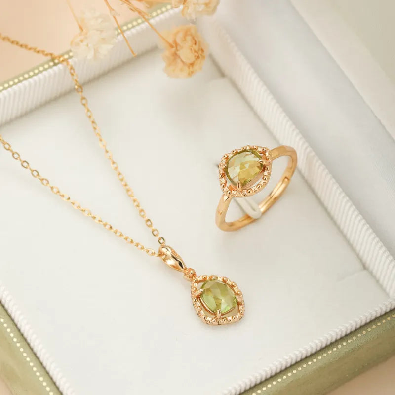 Collar Peridoto "Brillo Positivo" Plata Dorada Oro