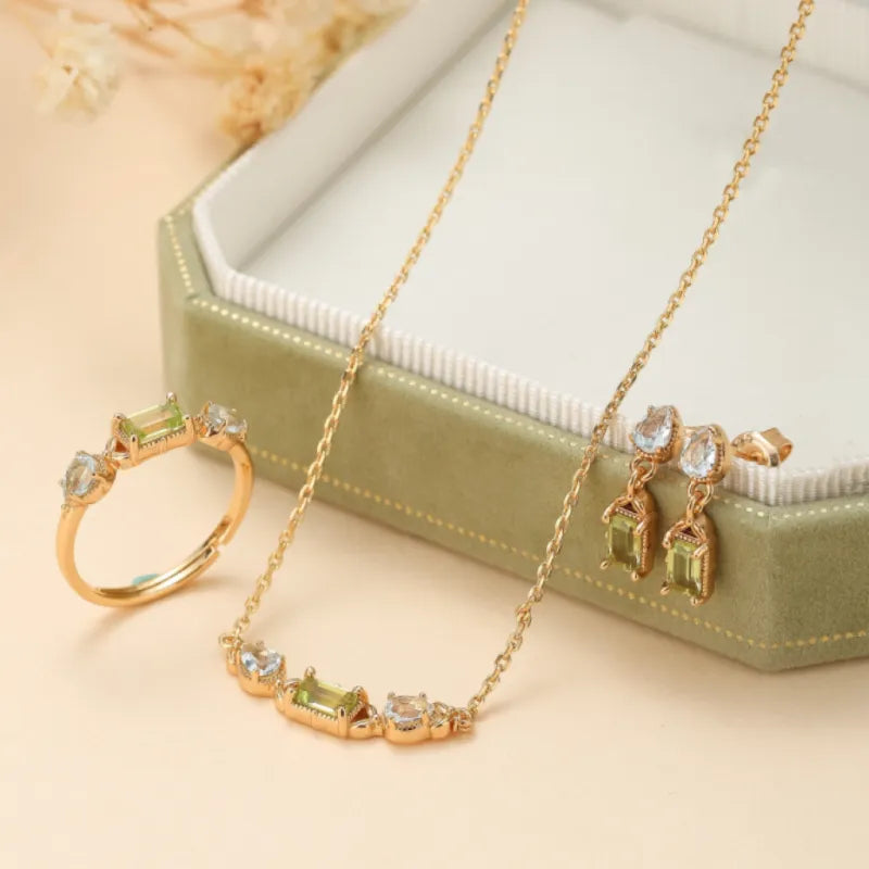 Collar Peridoto y Topacio "Refinamiento Geométrico" Plata Dorada
