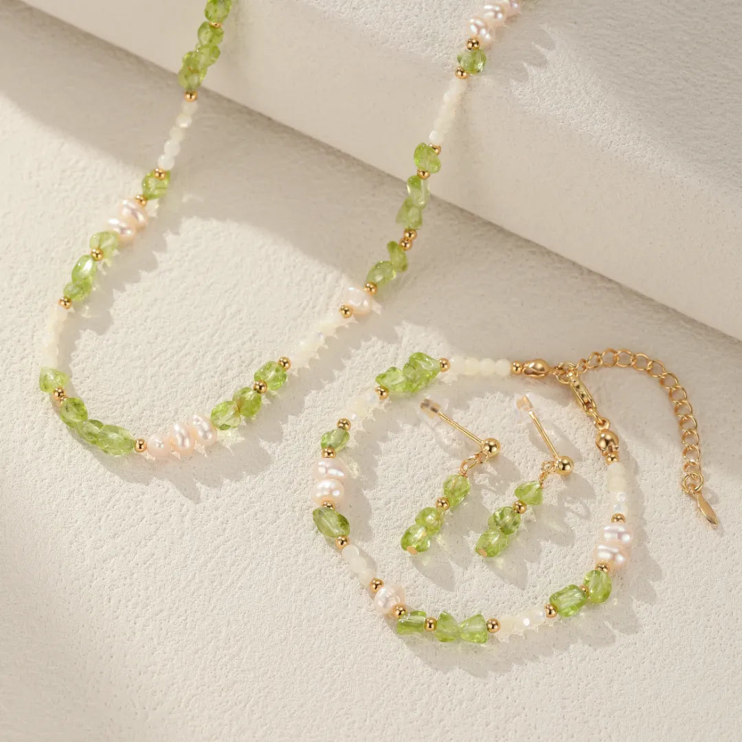 Collier Péridot, Perle et Nacre "Élégance Solaire" Argent Doré Or