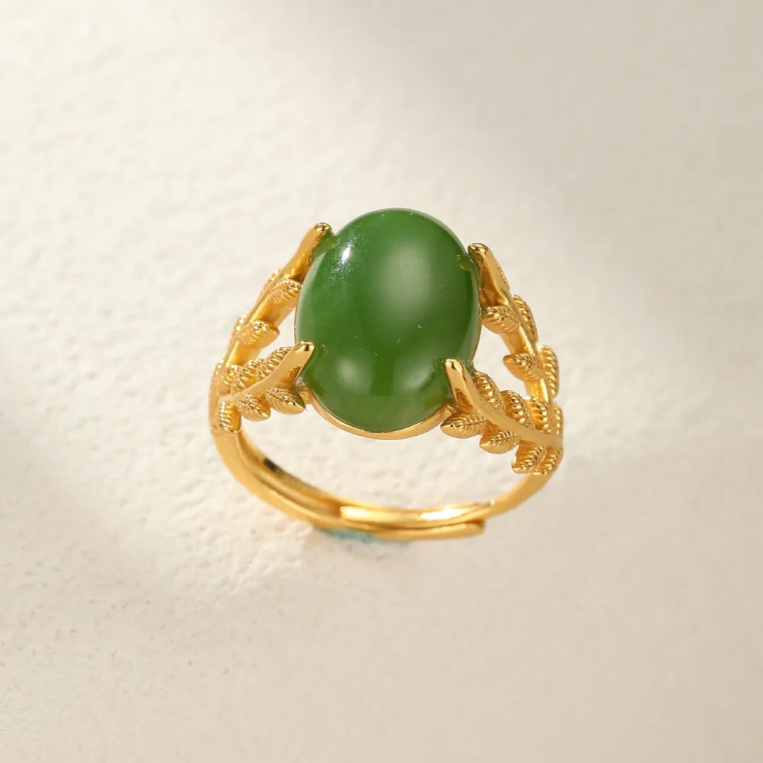 Jade Ring "Königin der Balance" Gold Silber