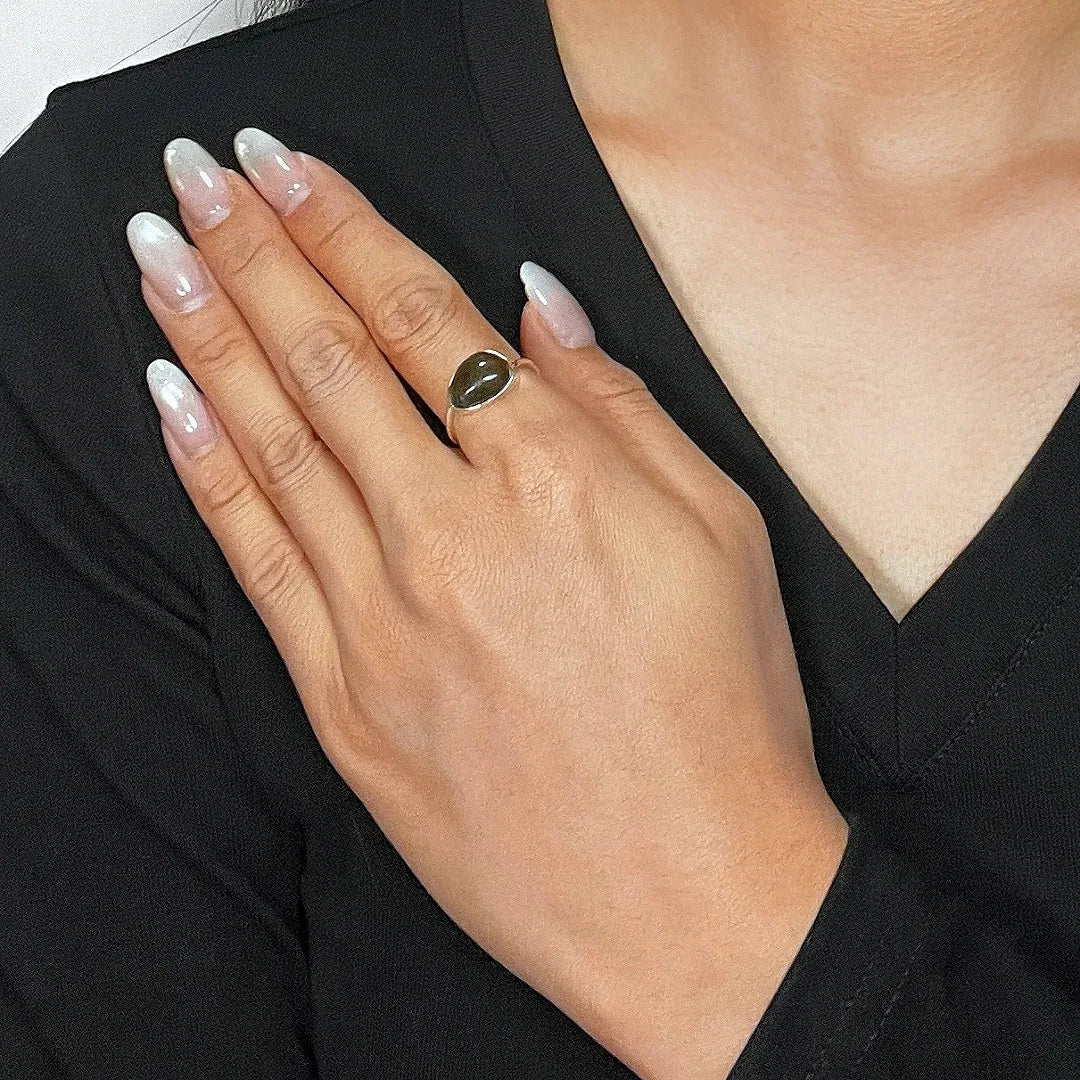 Anello Labradorite "Bellezza Protettiva" Argento