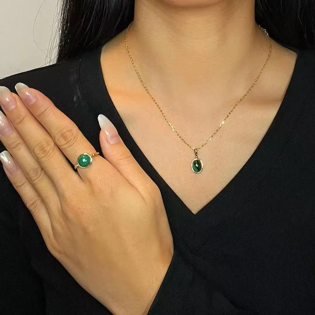 Malachit-Ring "Aura Antique" Vergoldetes Silber