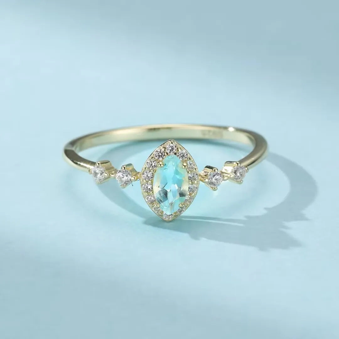 Topas-Ring "Bläulicher Glanz" Silber