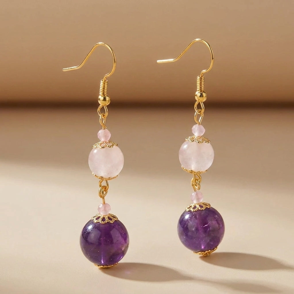 Boucles d'Oreilles Quartz Rose et Améthyste "Harmonie Pastel" Doré Or @main