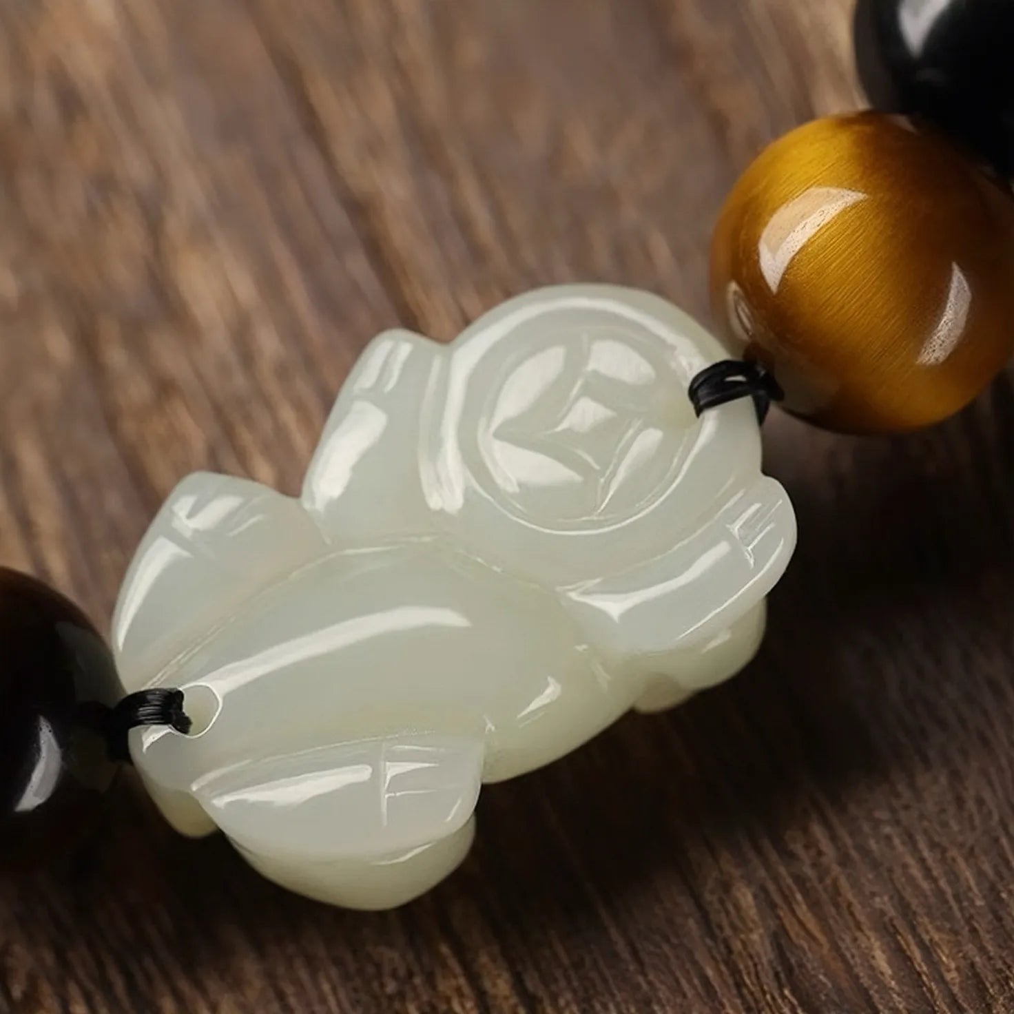 
Pulsera Pi Xiu Obsidiana y Jade "Escudo Energético"
