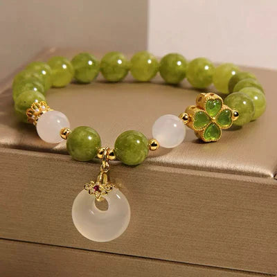 Armband Kleeblatt Grüner Turmalin und Jade "Strahlen des Optimismus"