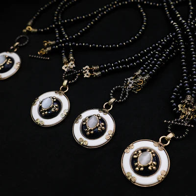 Collier Agate Noire "Pureté Mystique"