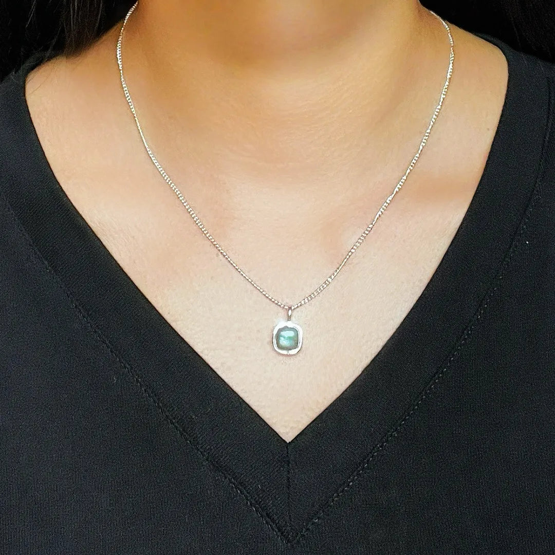 Collana Labradorite "Bellezza Profonda" Argento