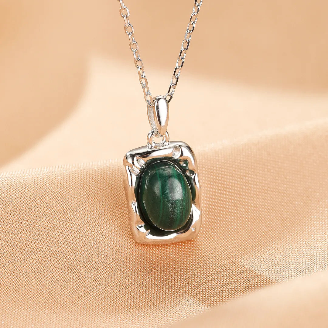 Malachite Necklace "Timeless Elegance" Silver