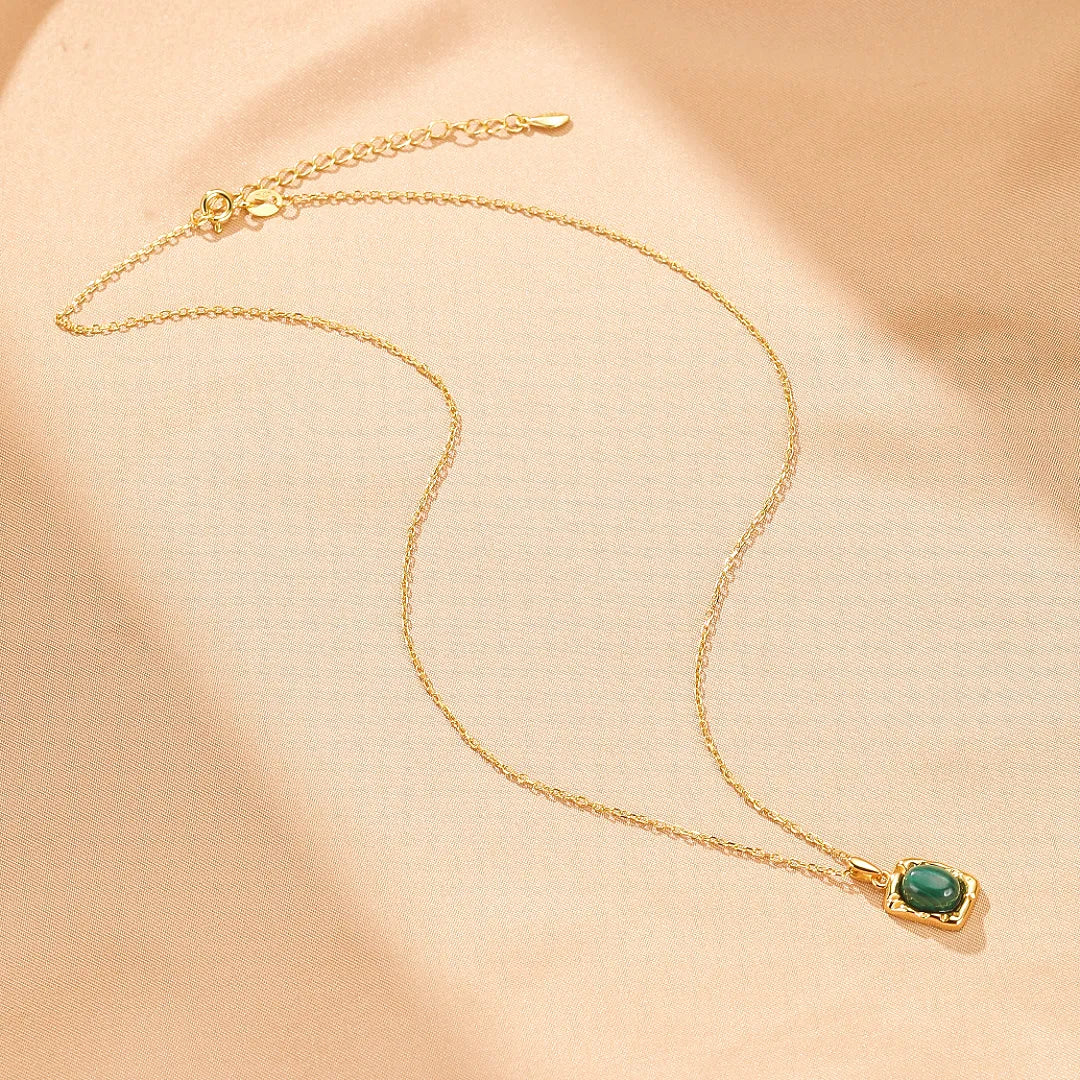 Malachite Necklace "Timeless Elegance" Silver