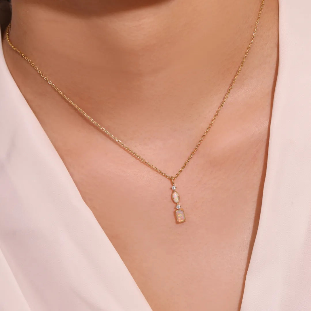 Collar Ópalo "Destello de Dulzura" Plata Dorada Oro