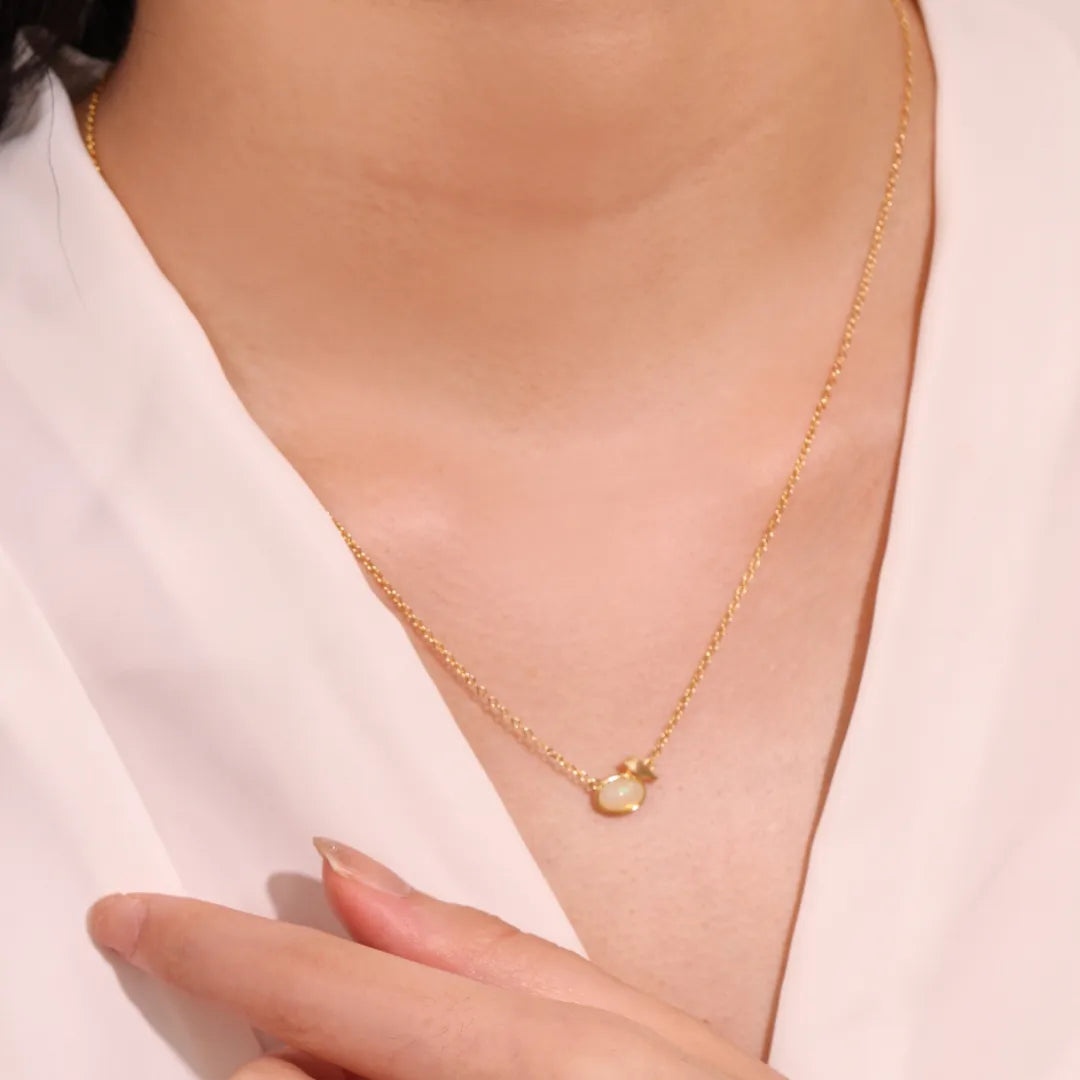 Collar Ópalo "Reflejos Místicos" Plata Dorada Oro