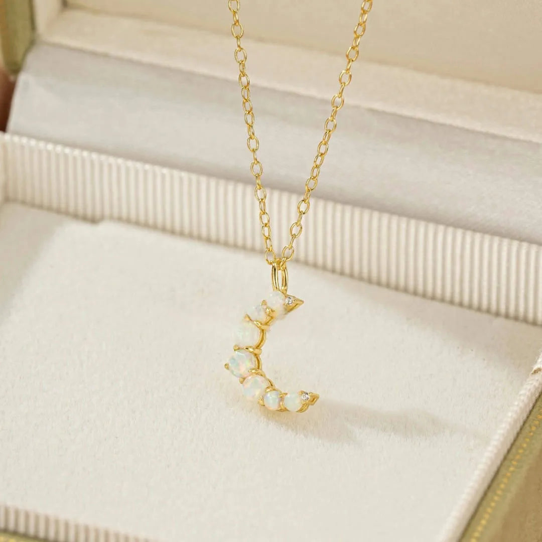 Collar Ópalo "Luna Suave" Plata Dorada Oro 18K