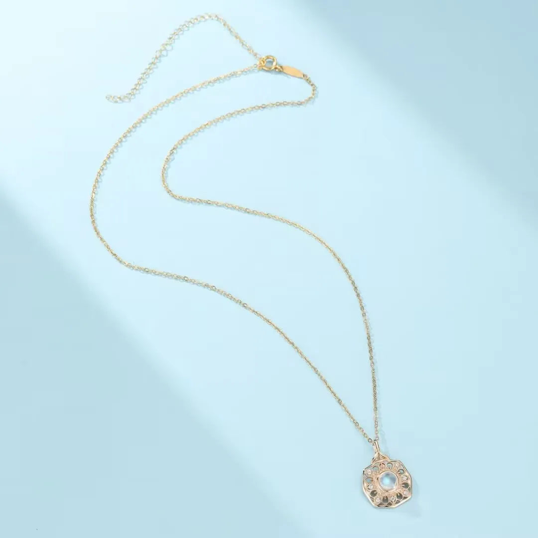 Halskette Mondstein "Verzaubernder Glanz" Vergoldet