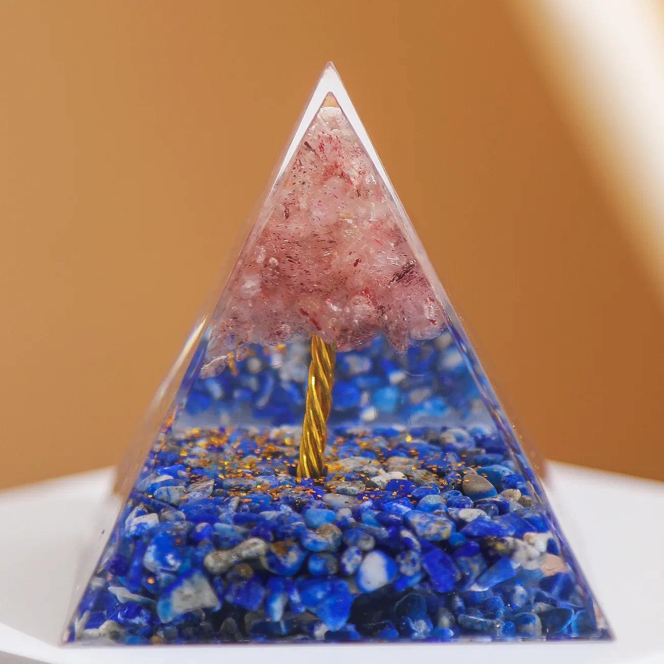 Spirituelles Wachstum - Orgonit-Pyramide Lebensbaum aus Rosenquarz und Lapislazuli